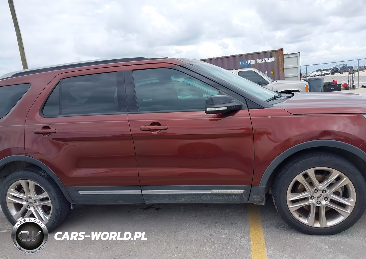 2016 Ford Explorer Xlt VIN:1FM5K7D85GGB72143 - 13