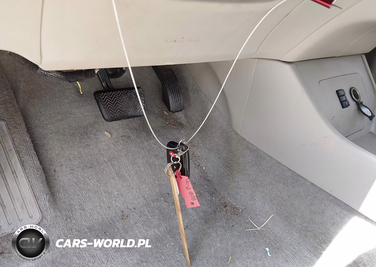 2010 Toyota Prius Iv VIN:JTDKN3DU3A0141395 - 11