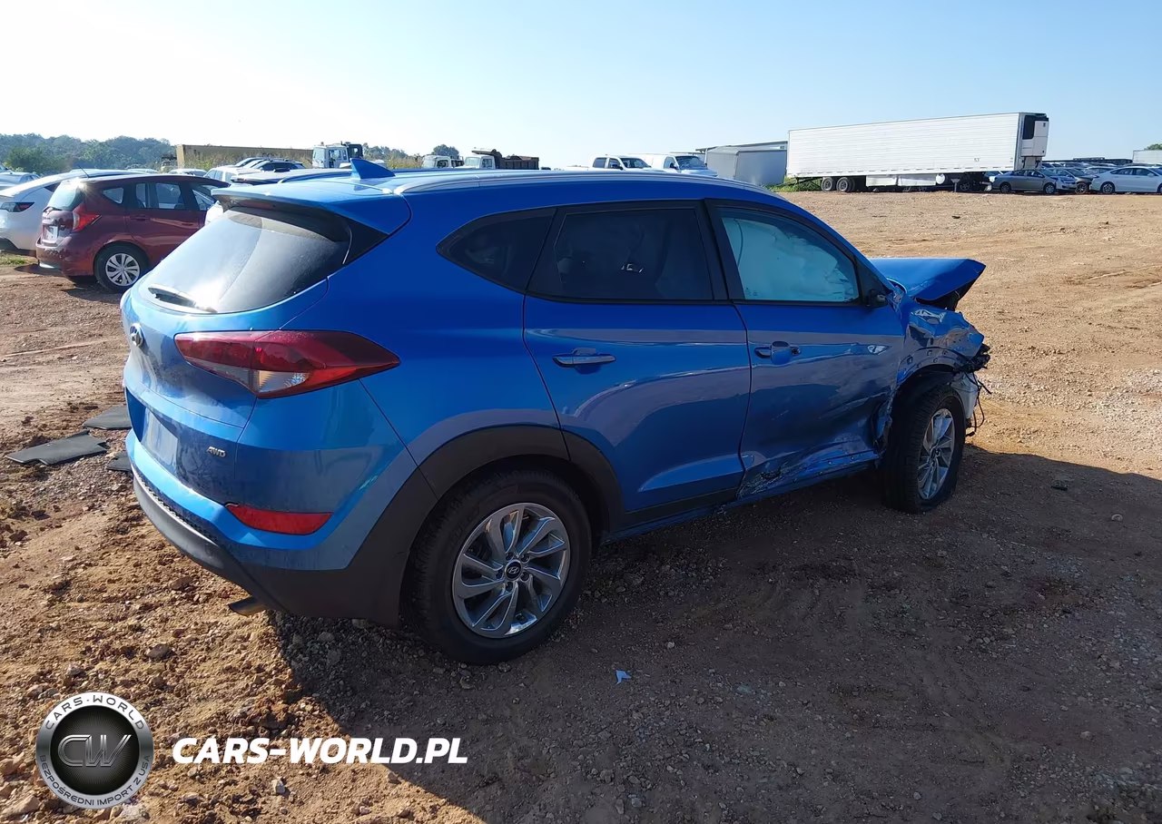 2018 Hyundai Tucson Sel Plus VIN:KM8J3CA46JU600459 - 4