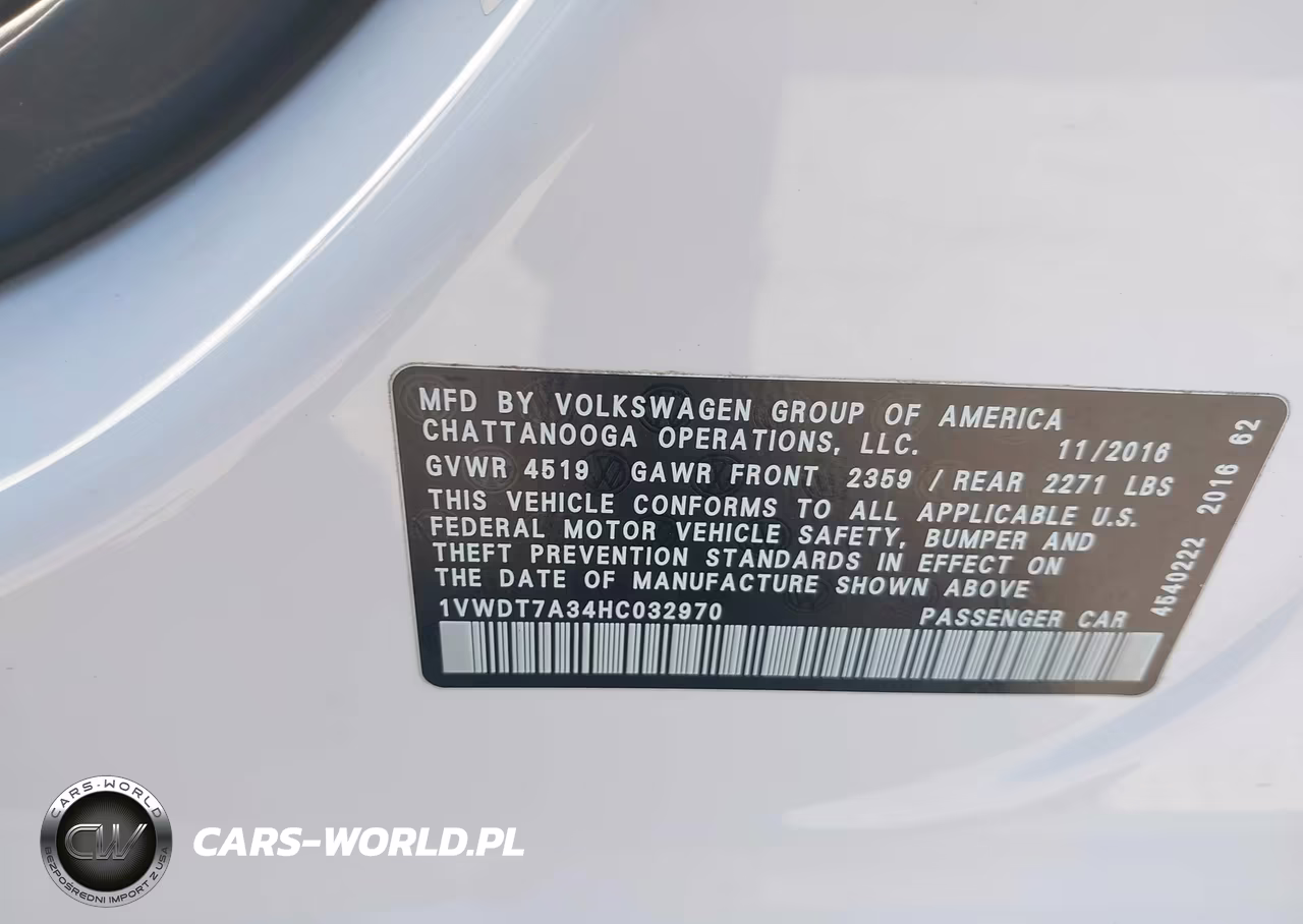2017 Volkswagen Passat 1.8T R-Line VIN:1VWDT7A34HC032970 - 9