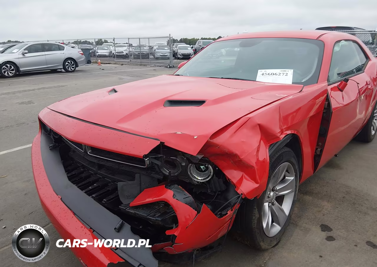 2020 Dodge Challenger Sxt VIN:2C3CDZAGXLH104081 - 6