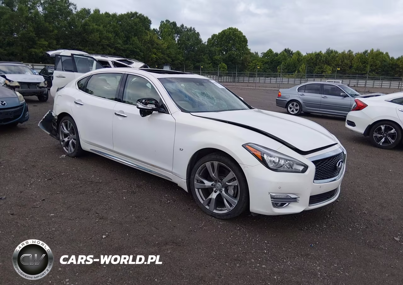 2015 Infiniti Q70L 3.7