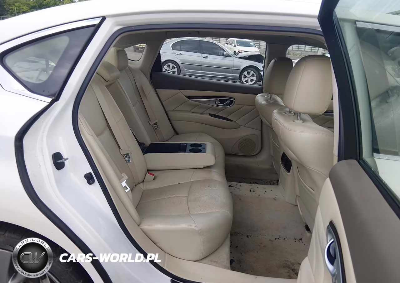 2015 Infiniti Q70L 3.7 VIN:JN1BY1PP1FM600363 - 8