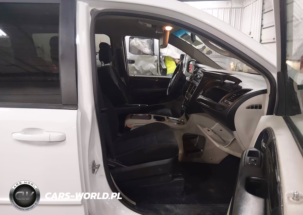 2014 Dodge Grand Caravan Sxt VIN:2C4RDGCG1ER477367 - 5