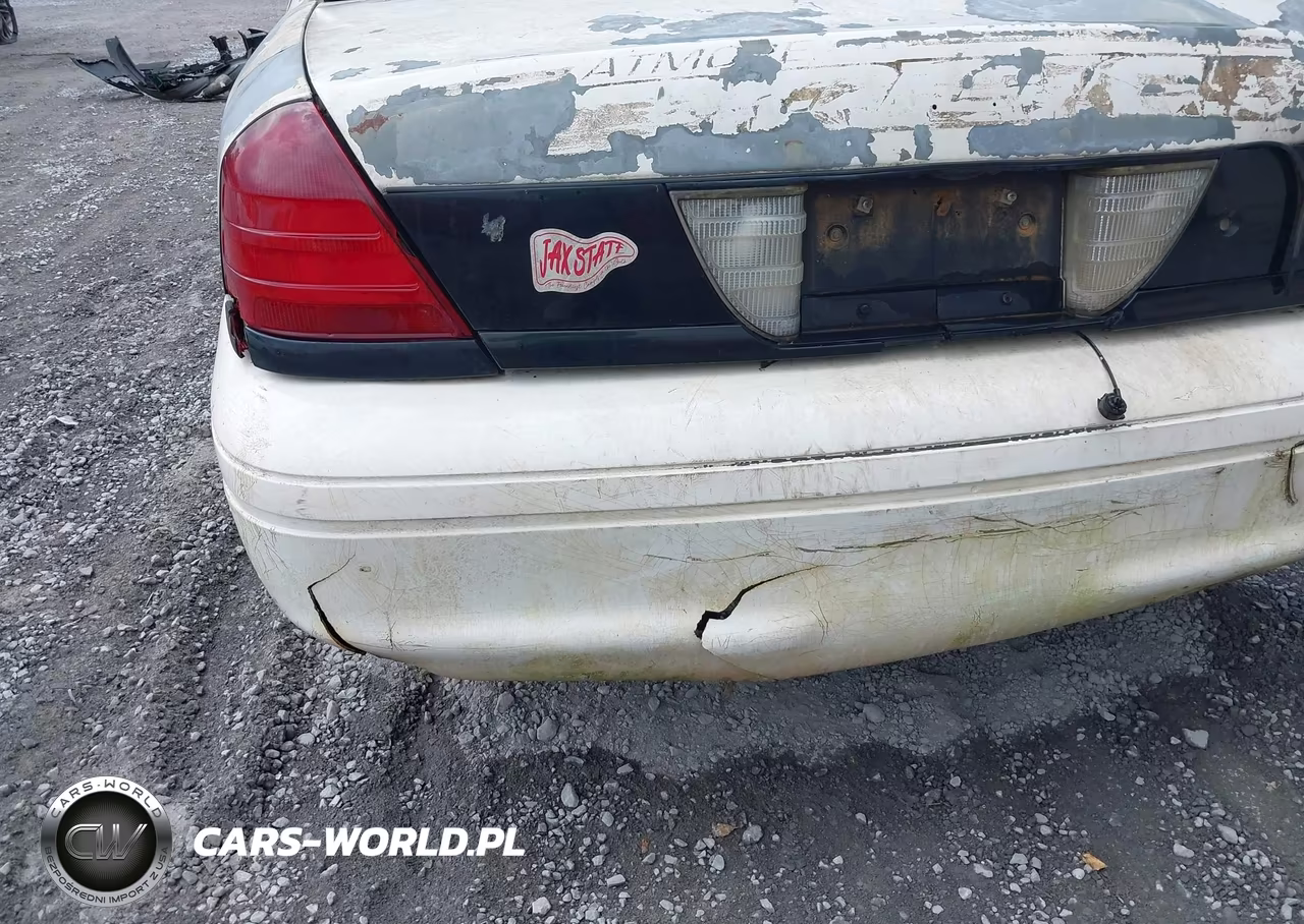 2005 Ford Crown Victoria Police VIN:2FAHP71W75X143035 - 16