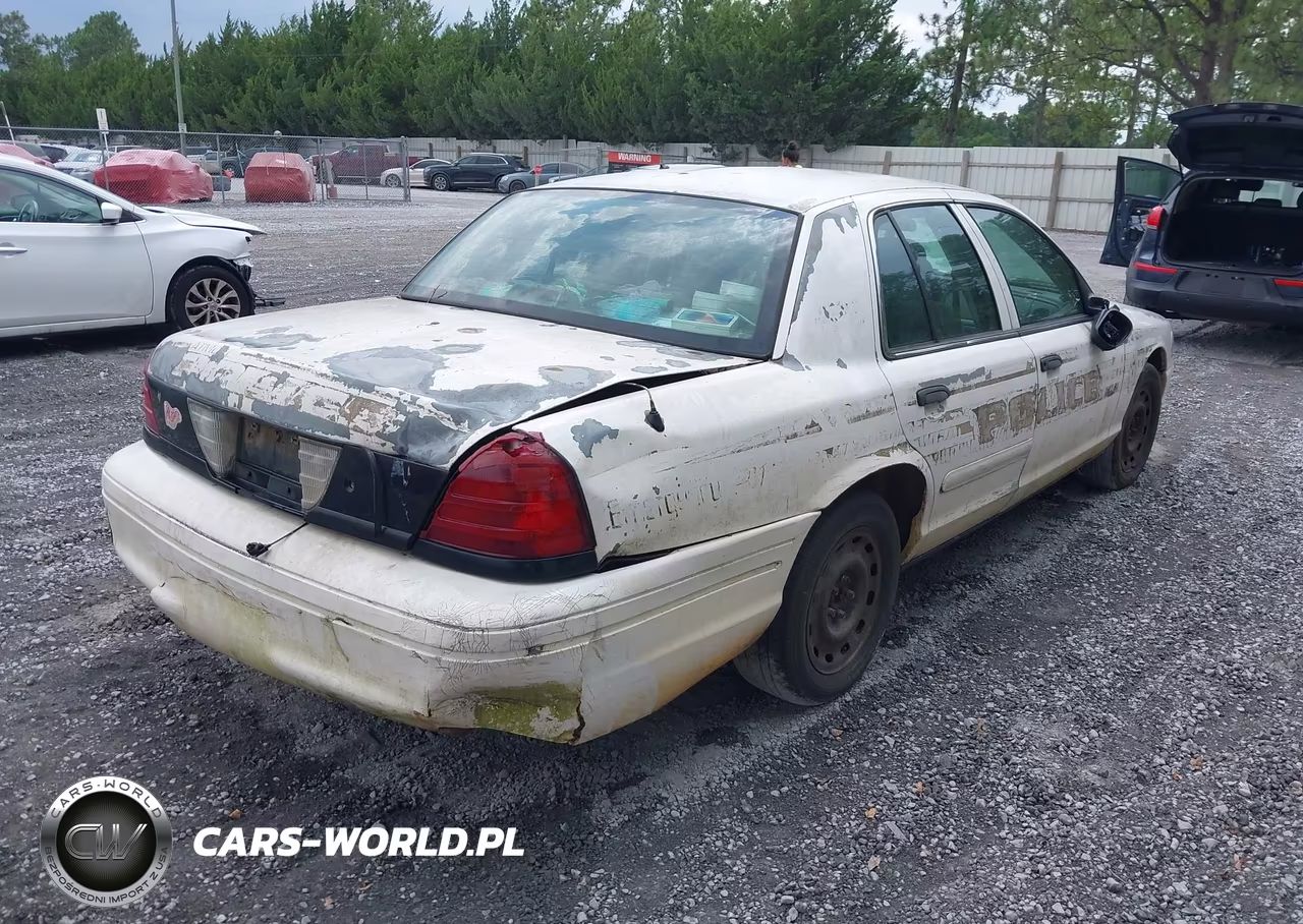 2005 Ford Crown Victoria Police VIN:2FAHP71W75X143035 - 4