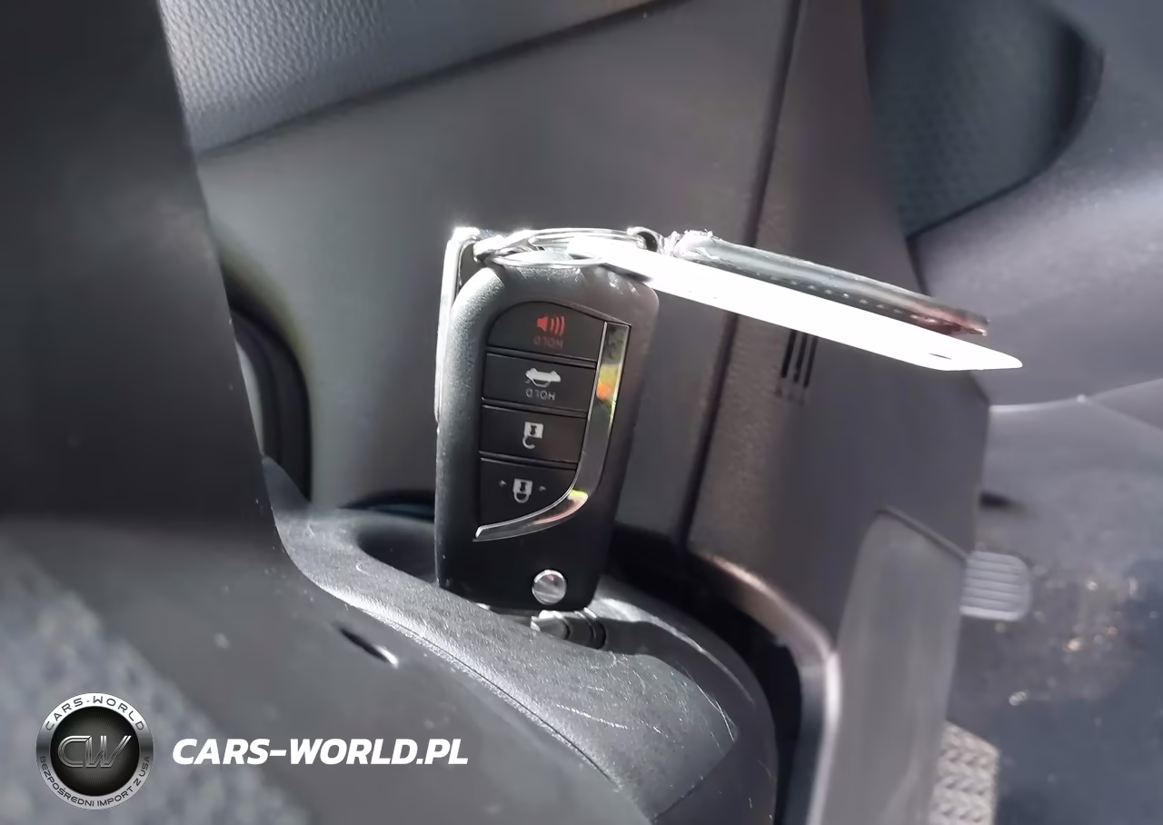 2025 Toyota Corolla Le VIN:5YFB4MDE5SP355829 - 11
