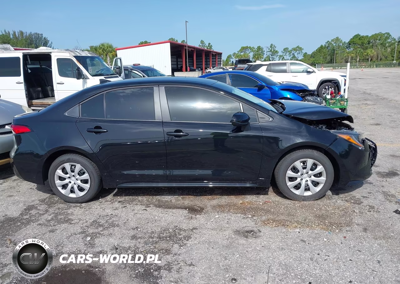 2025 Toyota Corolla Le VIN:5YFB4MDE5SP355829 - 13