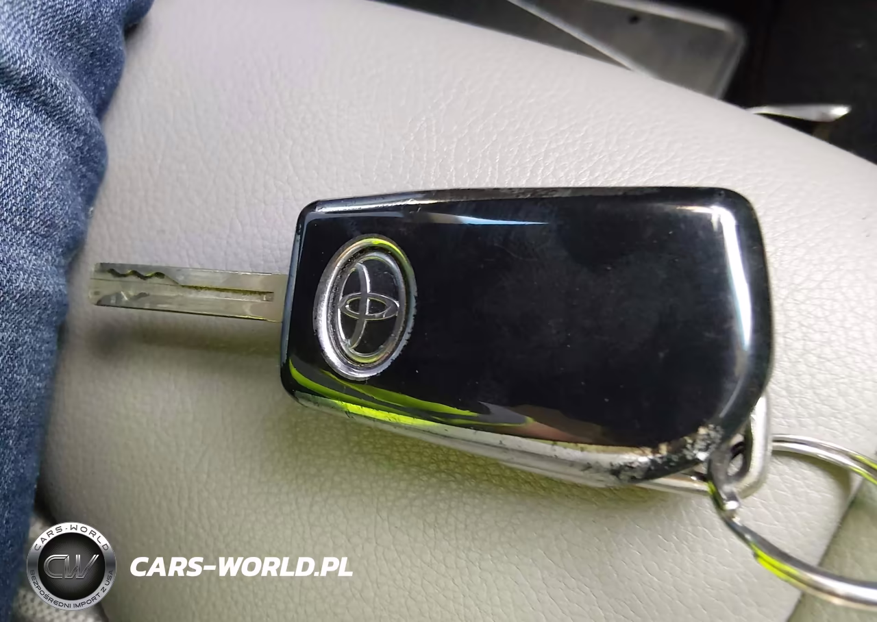 2018 Toyota Camry Se VIN:4T1B11HK9JU137252 - 11