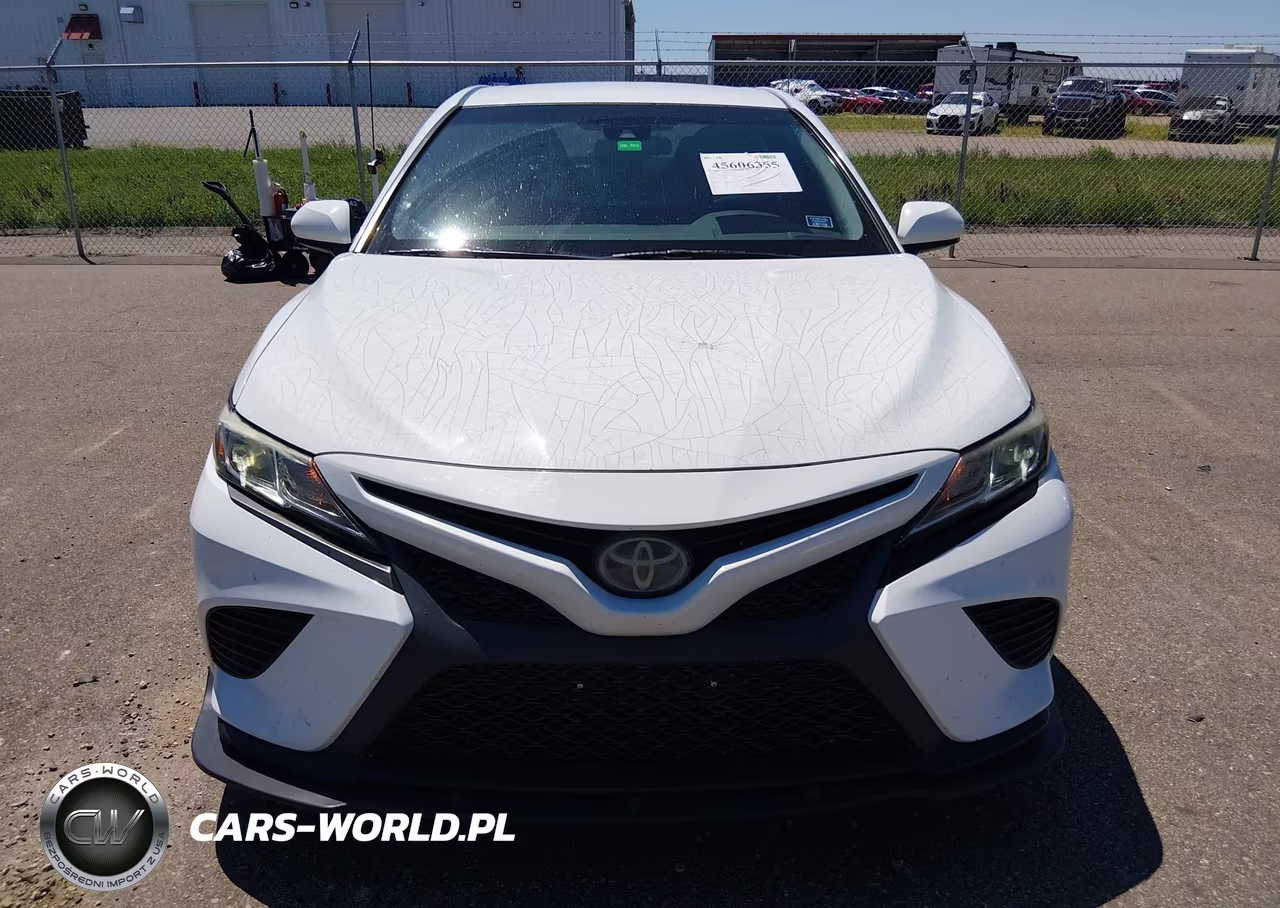 2018 Toyota Camry Se VIN:4T1B11HK9JU137252 - 12