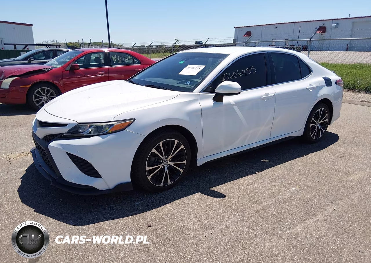 2018 Toyota Camry Se VIN:4T1B11HK9JU137252 - 2