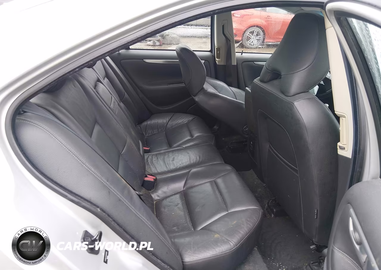 2007 Volvo S60 T5 VIN:YV1RS547072638991 - 8