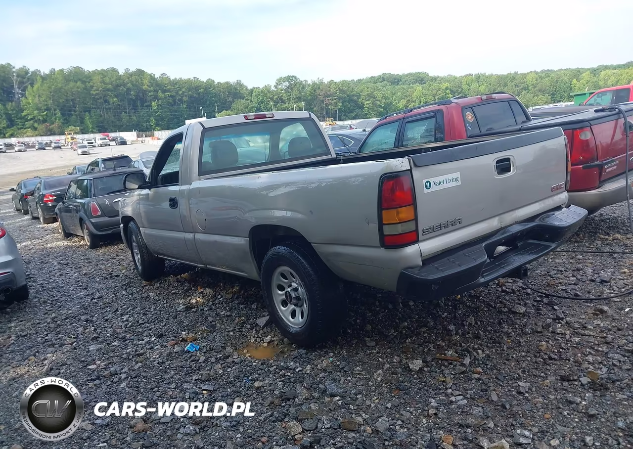2005 GMC Sierra 1500 Work Truck VIN:1GTEC14X35Z121019 - 3