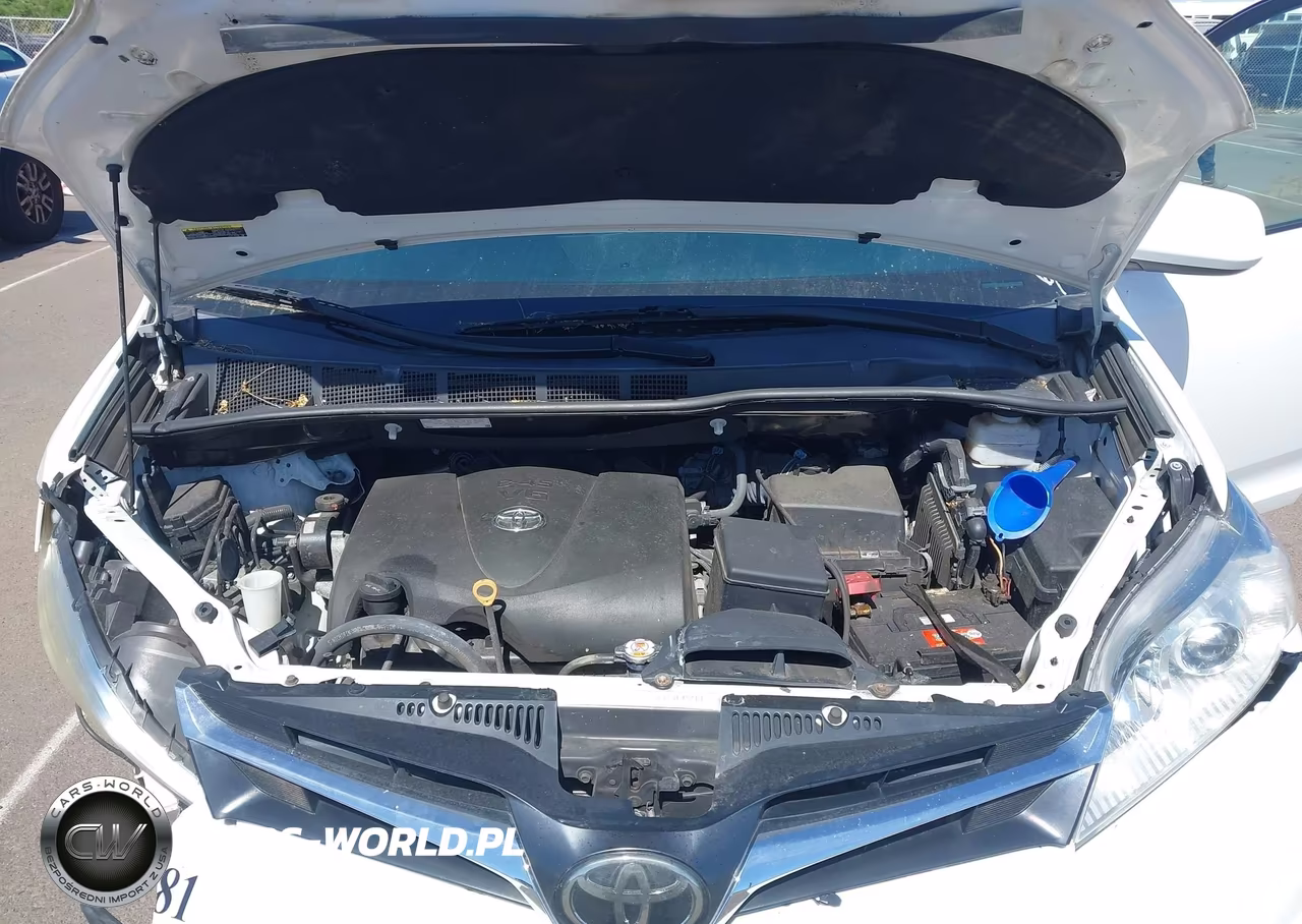 2020 Toyota Sienna Le VIN:5TDKZ3DC4LS054181 - 10