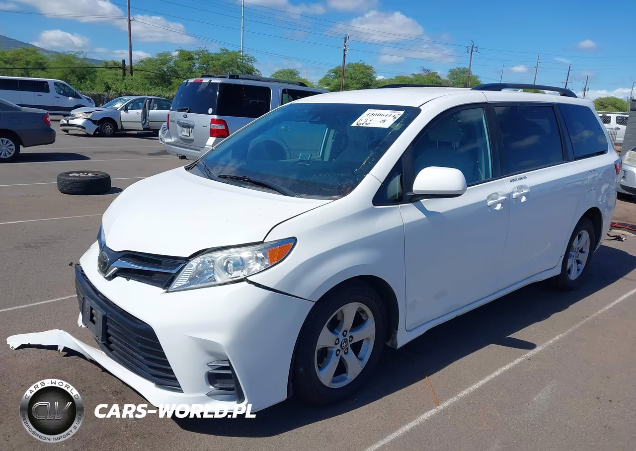 2020 Toyota Sienna Le VIN:5TDKZ3DC4LS054181 - 17