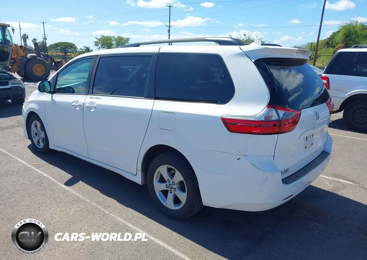 2020 Toyota Sienna Le VIN:5TDKZ3DC4LS054181 - 3
