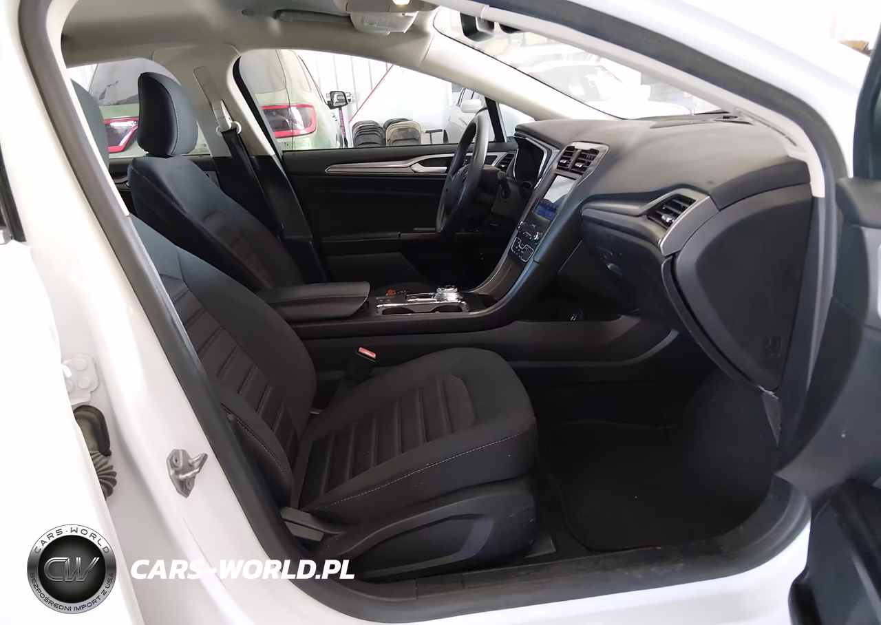 2020 Ford Fusion Hybrid Se VIN:3FA6P0LU2LR244909 - 5