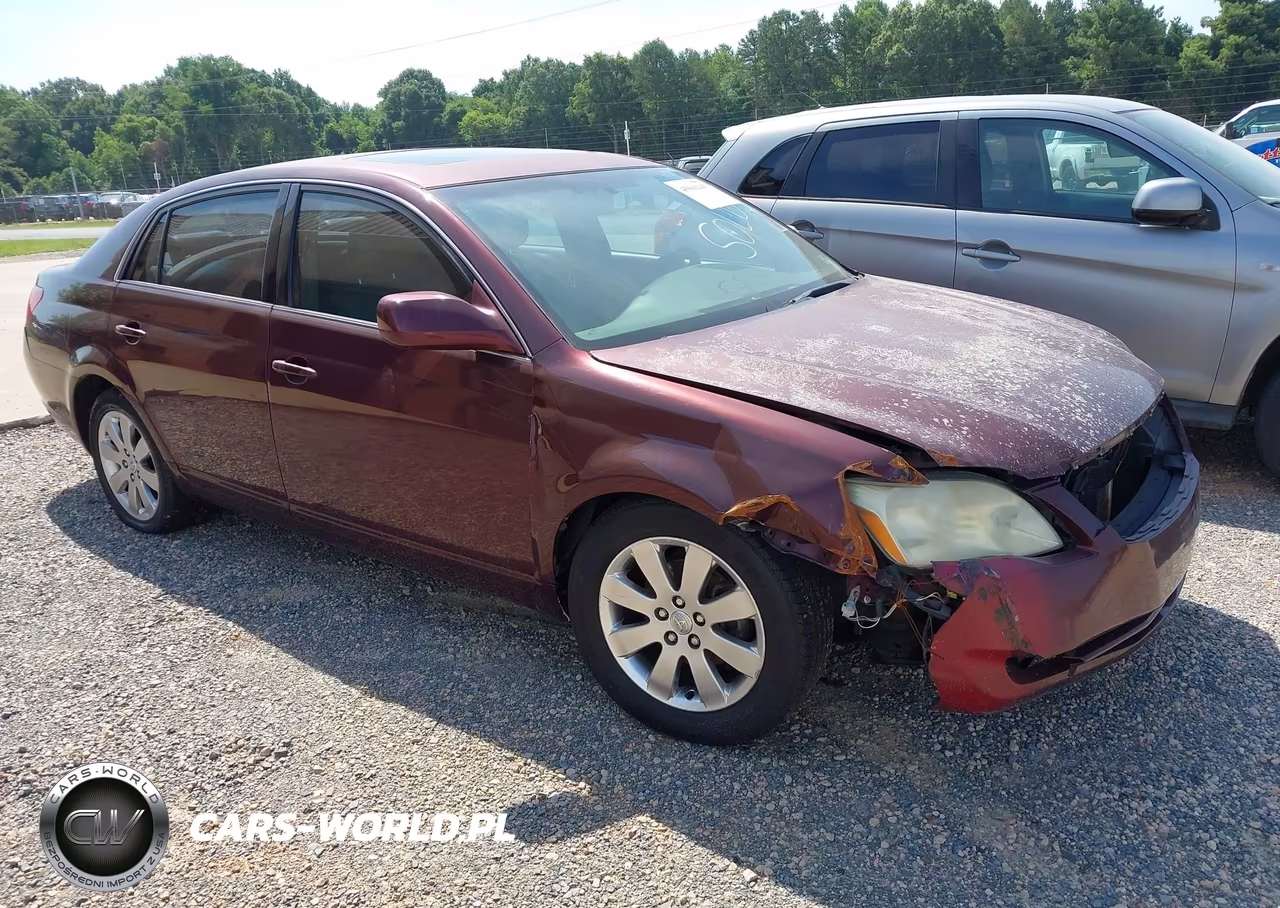 2005 Toyota Avalon Xls