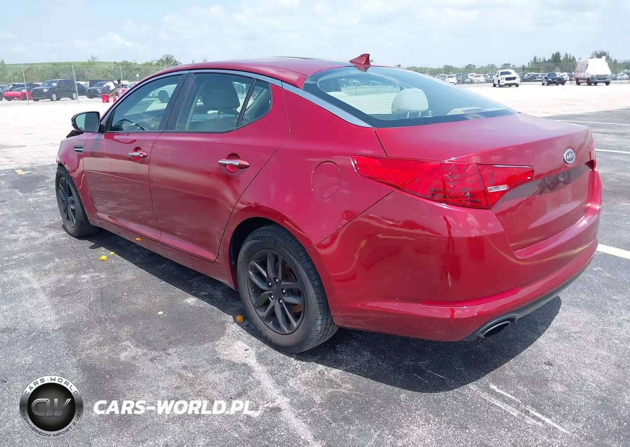 2013 Kia Optima Lx VIN:5XXGM4A72DG187560 - 3