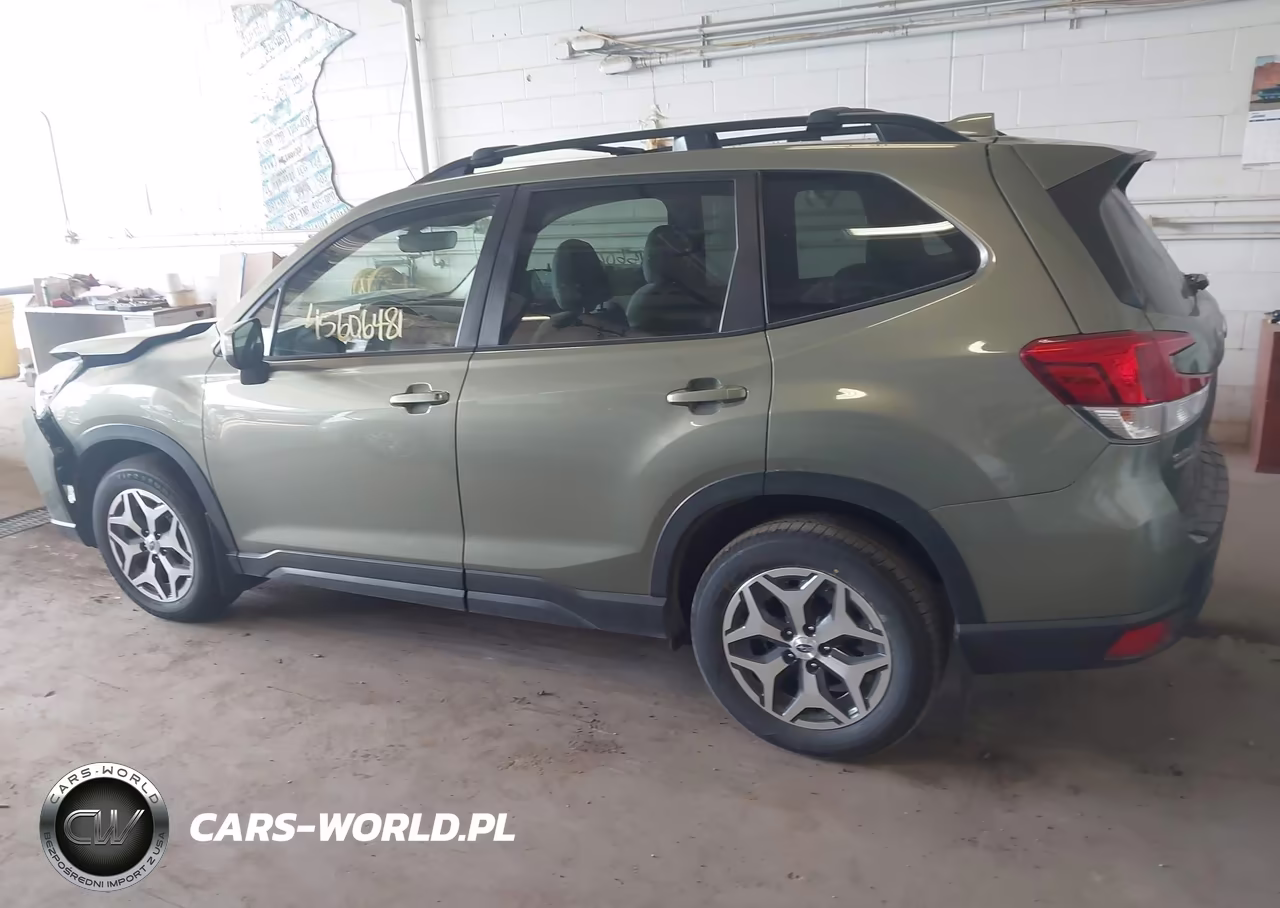 2019 Subaru Forester Premium VIN:JF2SKAEC7KH468213 - 14
