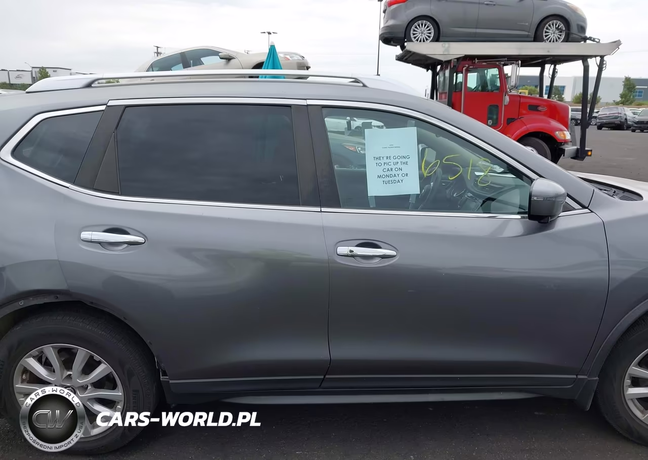2017 Nissan Rogue Sv VIN:KNMAT2MT4HP611650 - 13