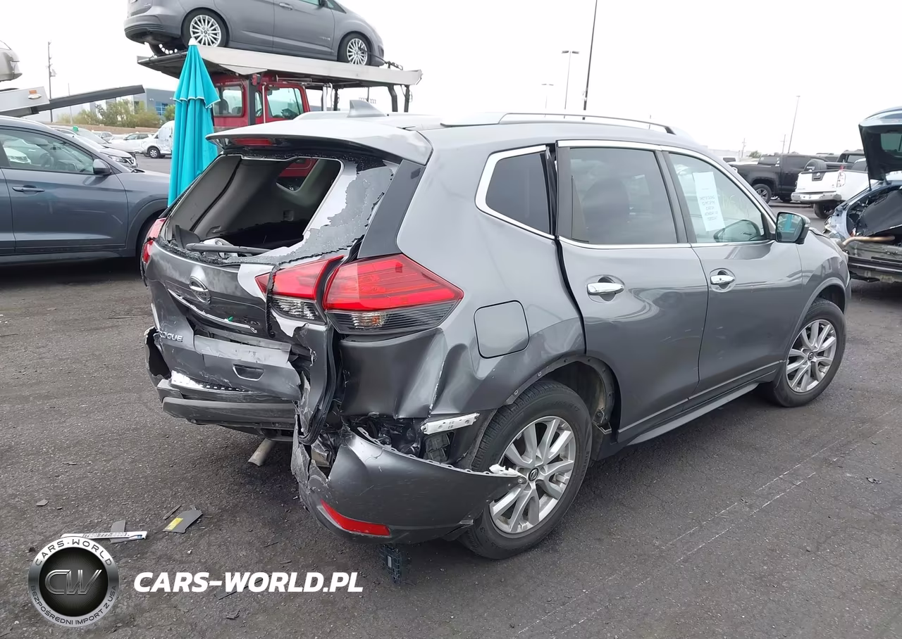 2017 Nissan Rogue Sv VIN:KNMAT2MT4HP611650 - 4