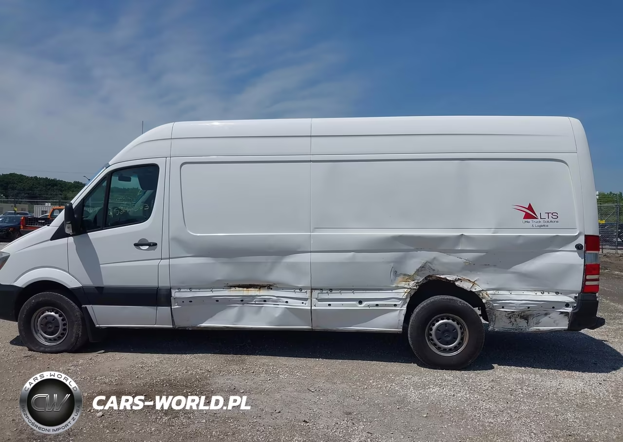 2015 Mercedes-Benz Sprinter 2500 High Roof VIN:WD3PE8DC9F5954643 - 14