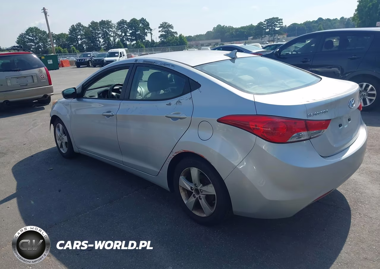 2013 Hyundai Elantra Gls VIN:5NPDH4AE3DH358312 - 3