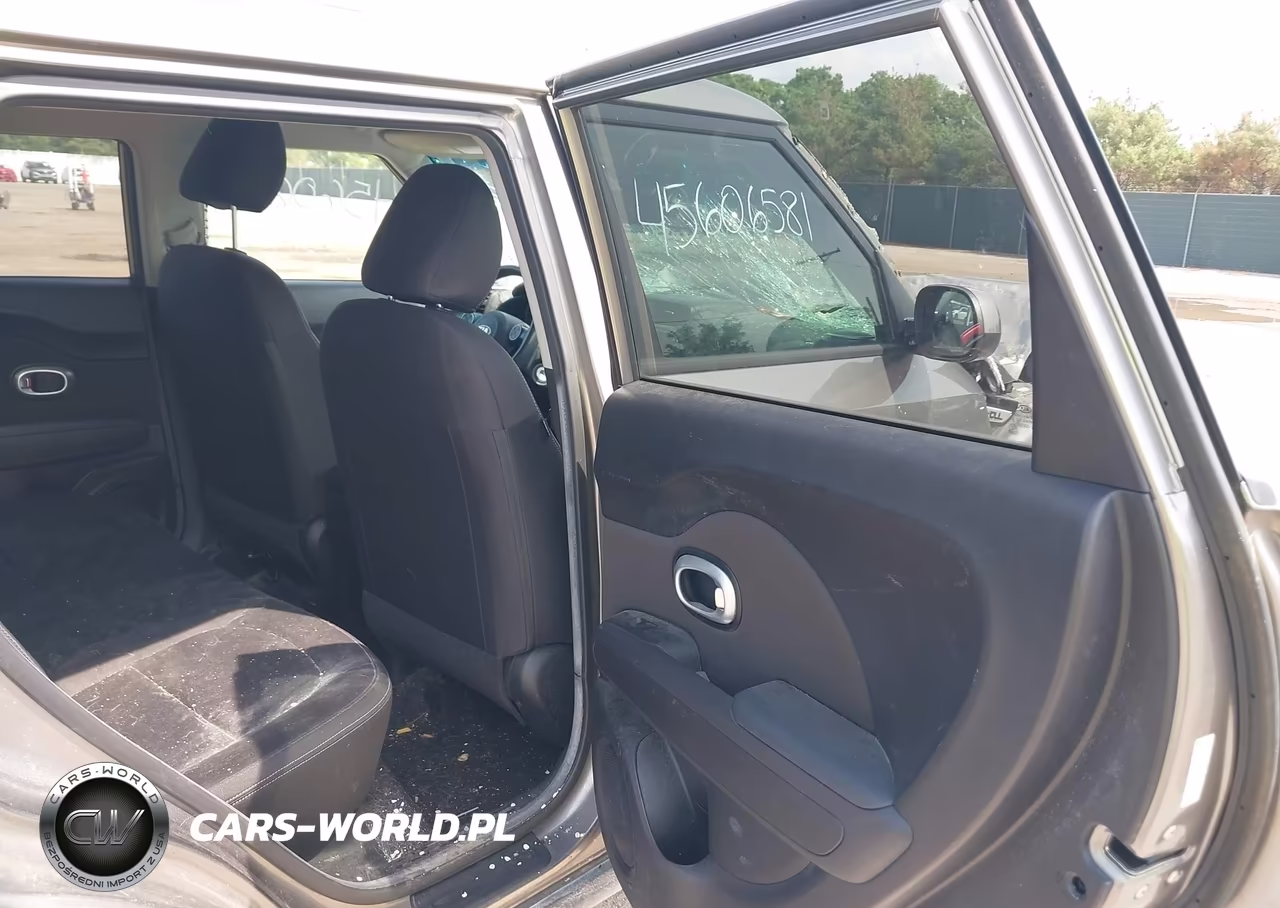 2016 Kia Soul VIN:KNDJN2A22G7274352 - 8