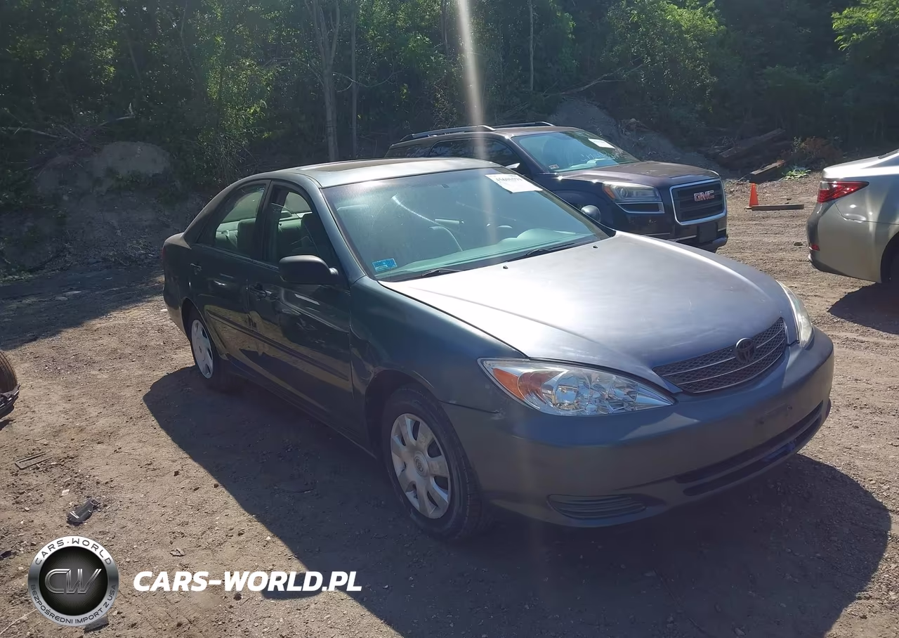 2004 Toyota Camry Le – zdjęcie 1 z 11
