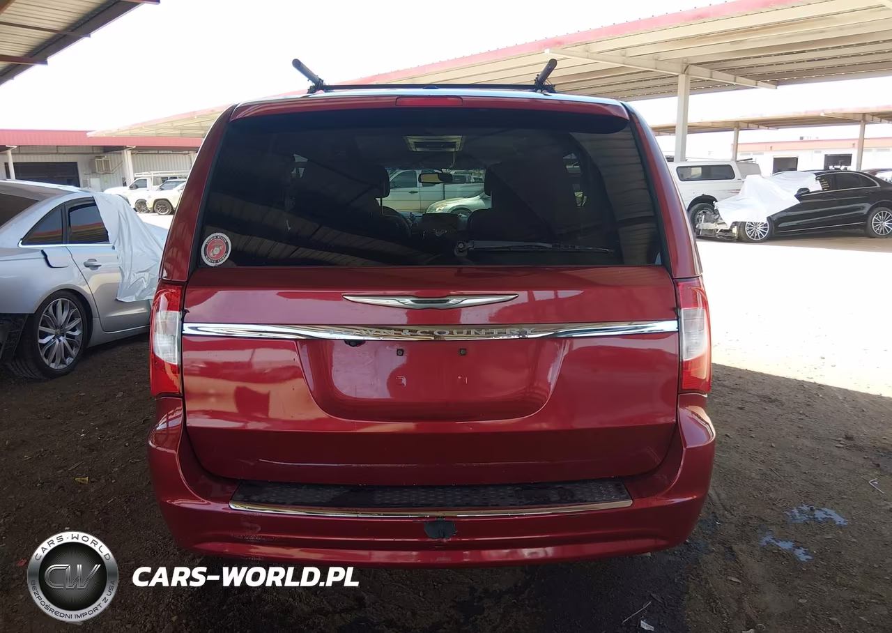 2016 Chrysler Town & Country Lx VIN:2C4RC1AG6GR199328 - 17