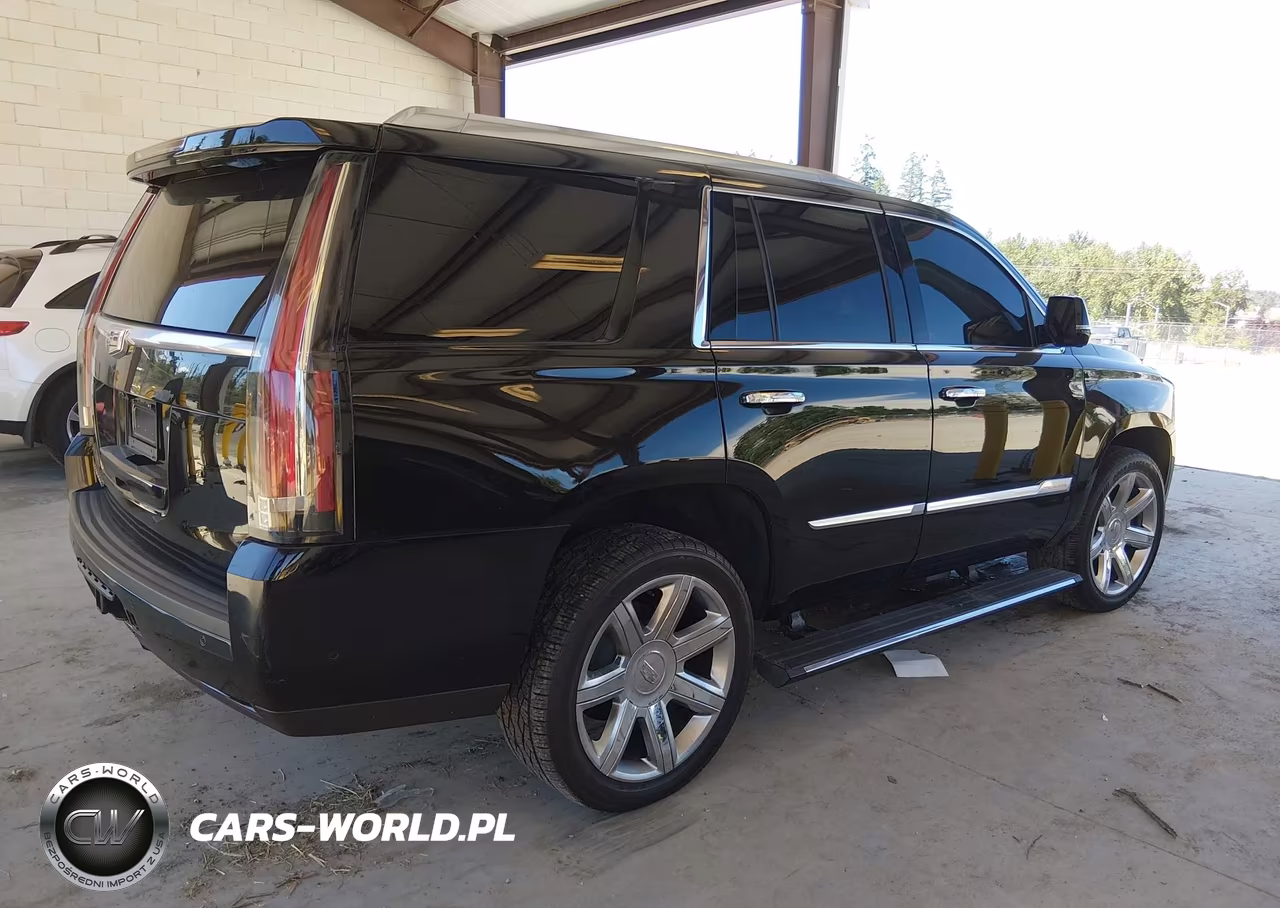 2018 Cadillac Escalade Premium Luxury VIN:1GYS4CKJ5JR357508 - 4