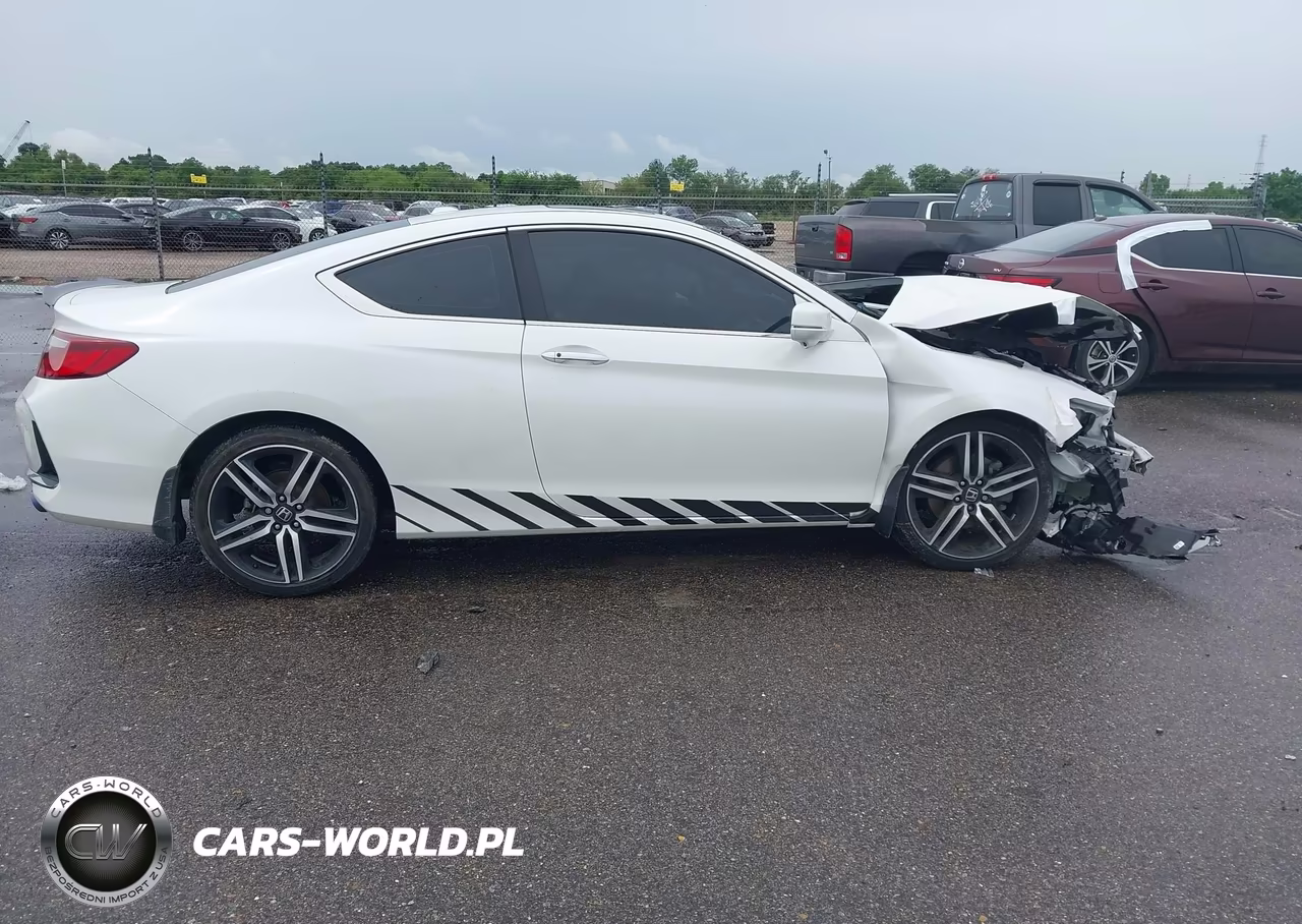 2016 Honda Accord Touring VIN:1HGCT2B01GA007865 - 13