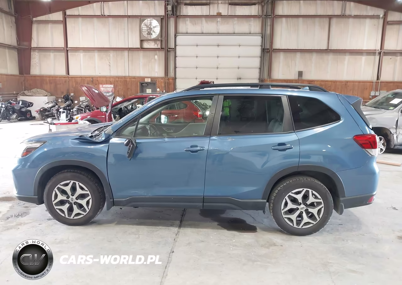 2020 Subaru Forester Premium VIN:JF2SKAJCXLH491315 - 14