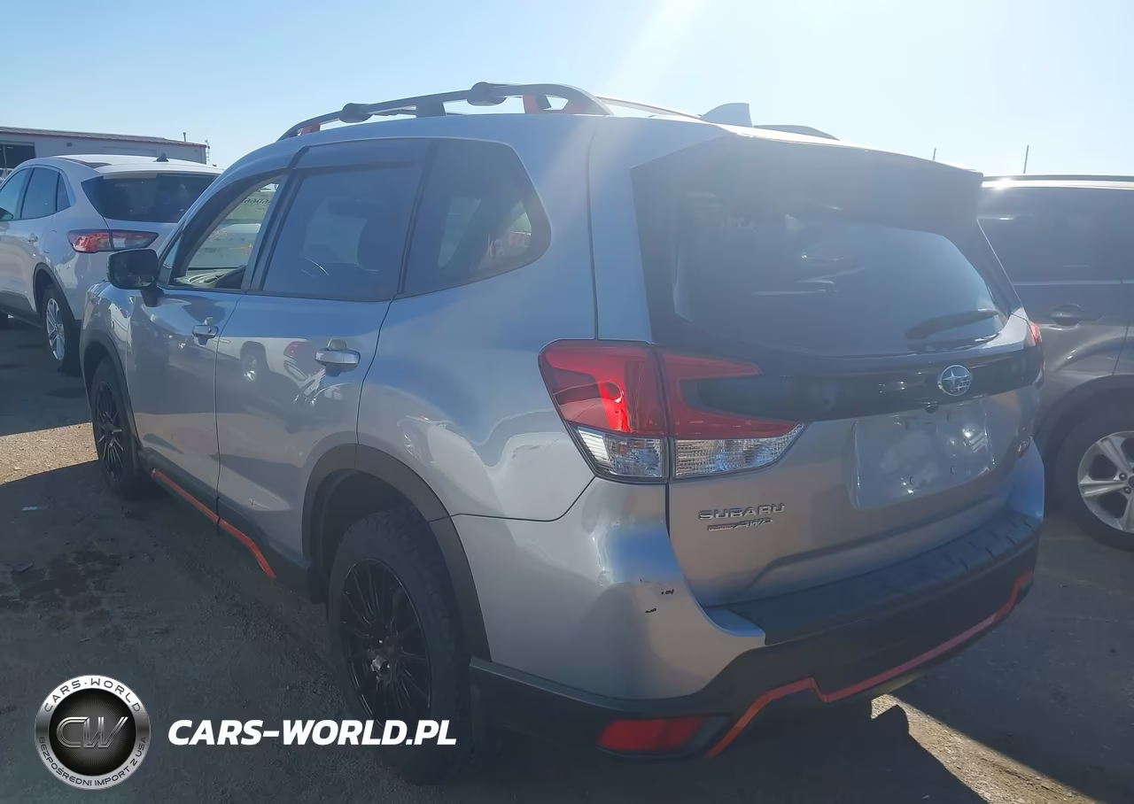 2020 Subaru Forester Sport VIN:JF2SKARC1LH557612 - 3