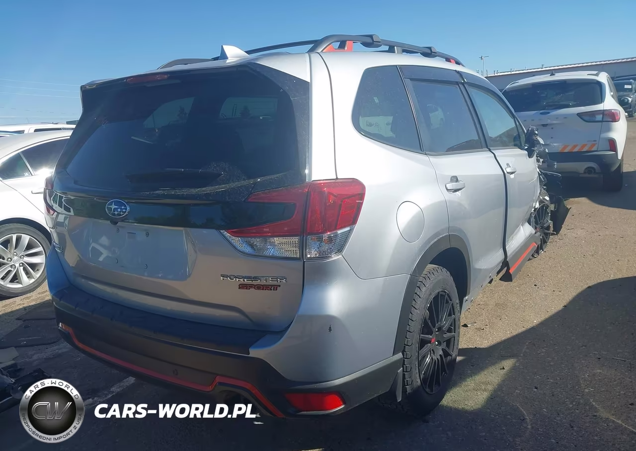2020 Subaru Forester Sport VIN:JF2SKARC1LH557612 - 4