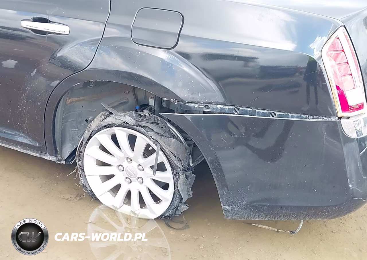 CHRYSLER 300C VIN:2C3CA6CT9BH538878 - 6
