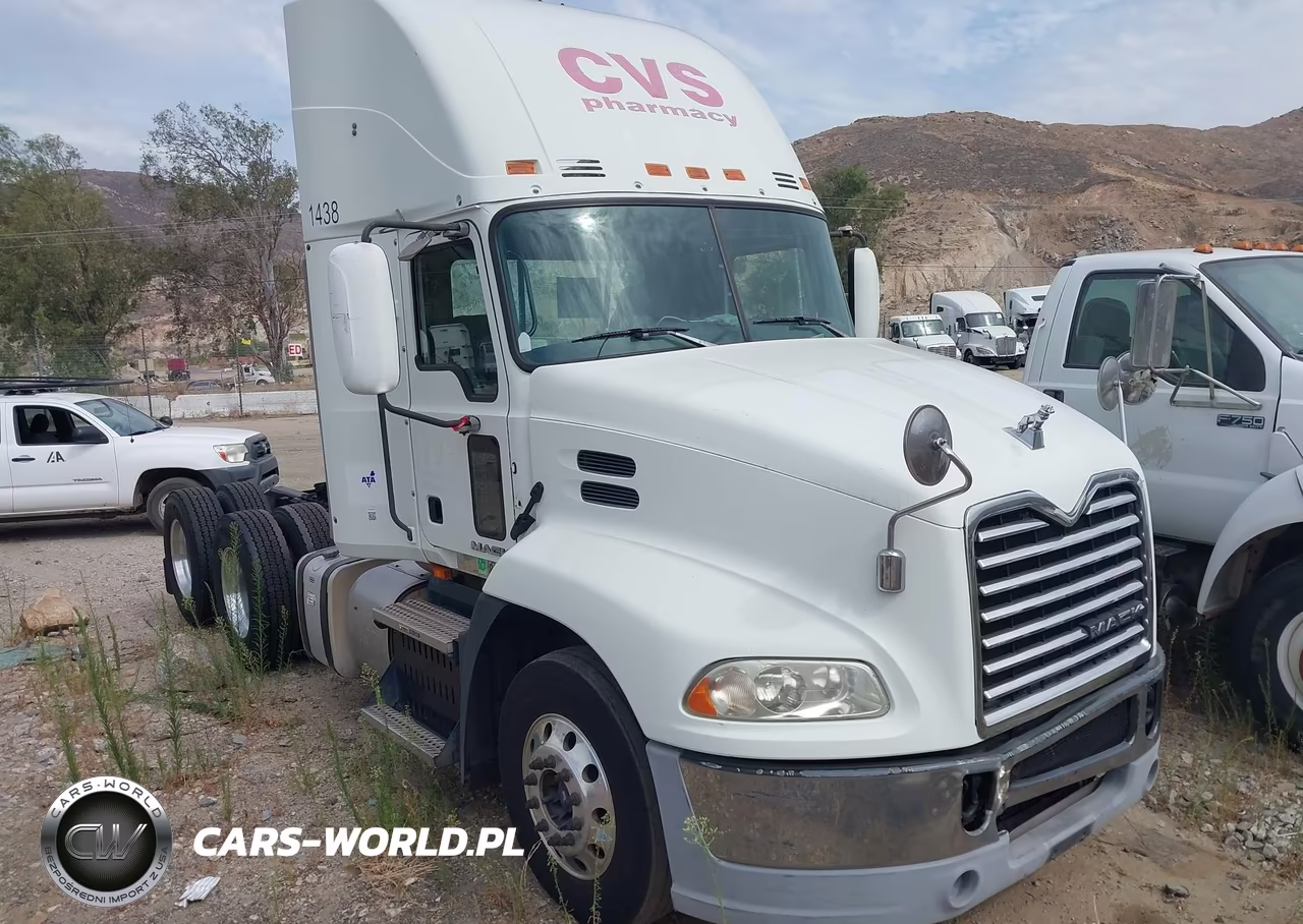2015 Mack 600 Cxu600