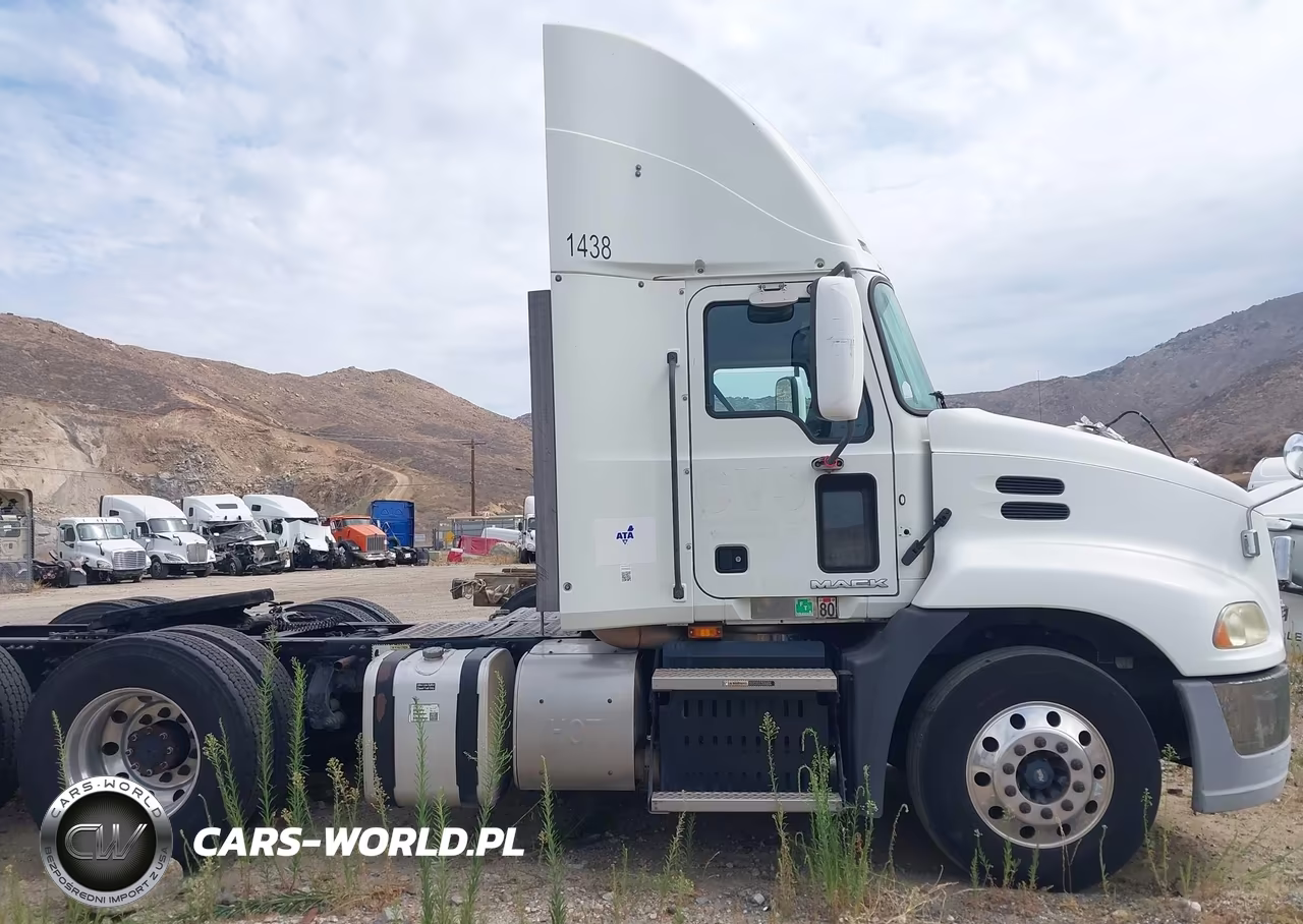 2015 Mack 600 Cxu600 VIN:1M1AW07Y4FM044762 - 13