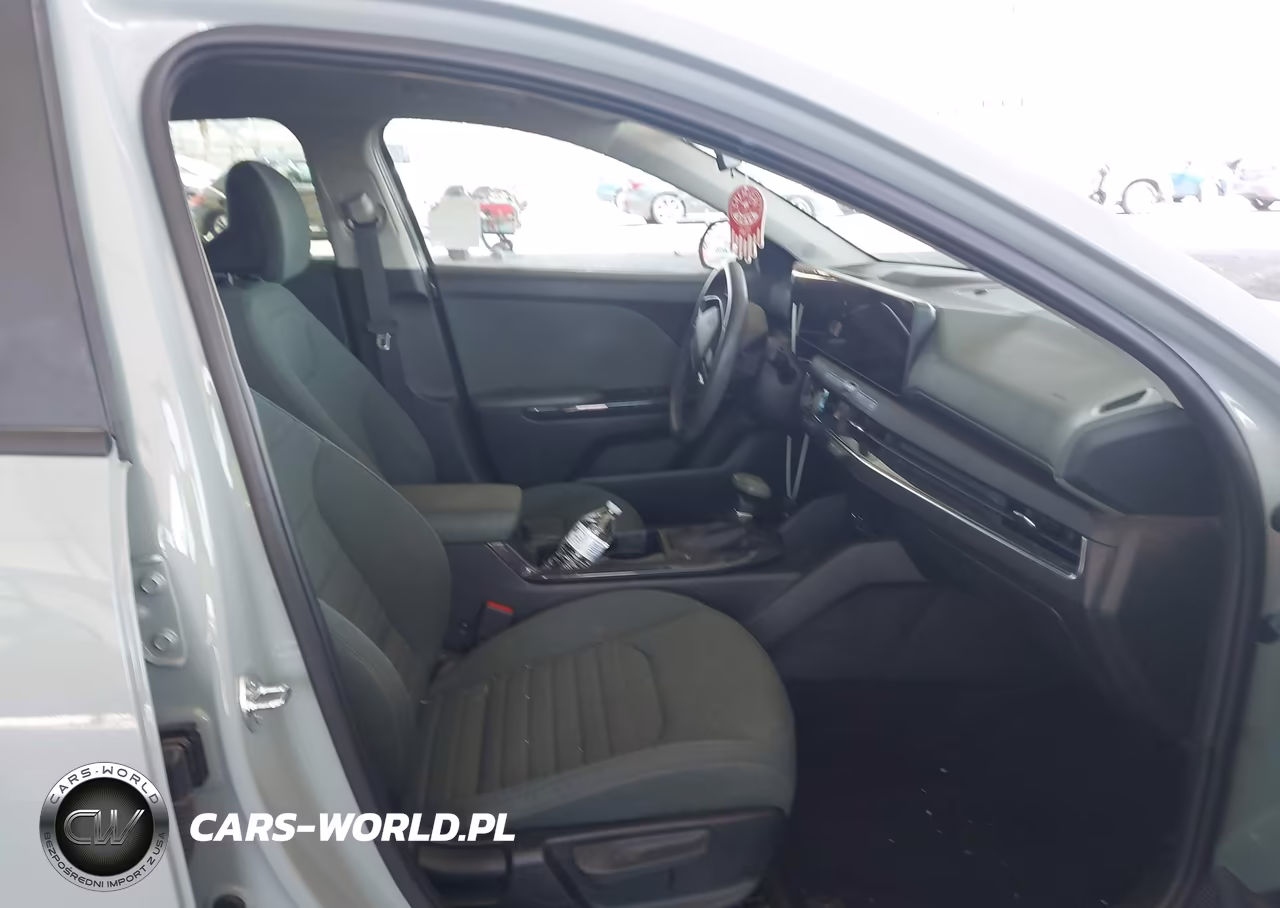 2025 Kia K4 Ex VIN:3KPFU4DE3SE004713 - 5