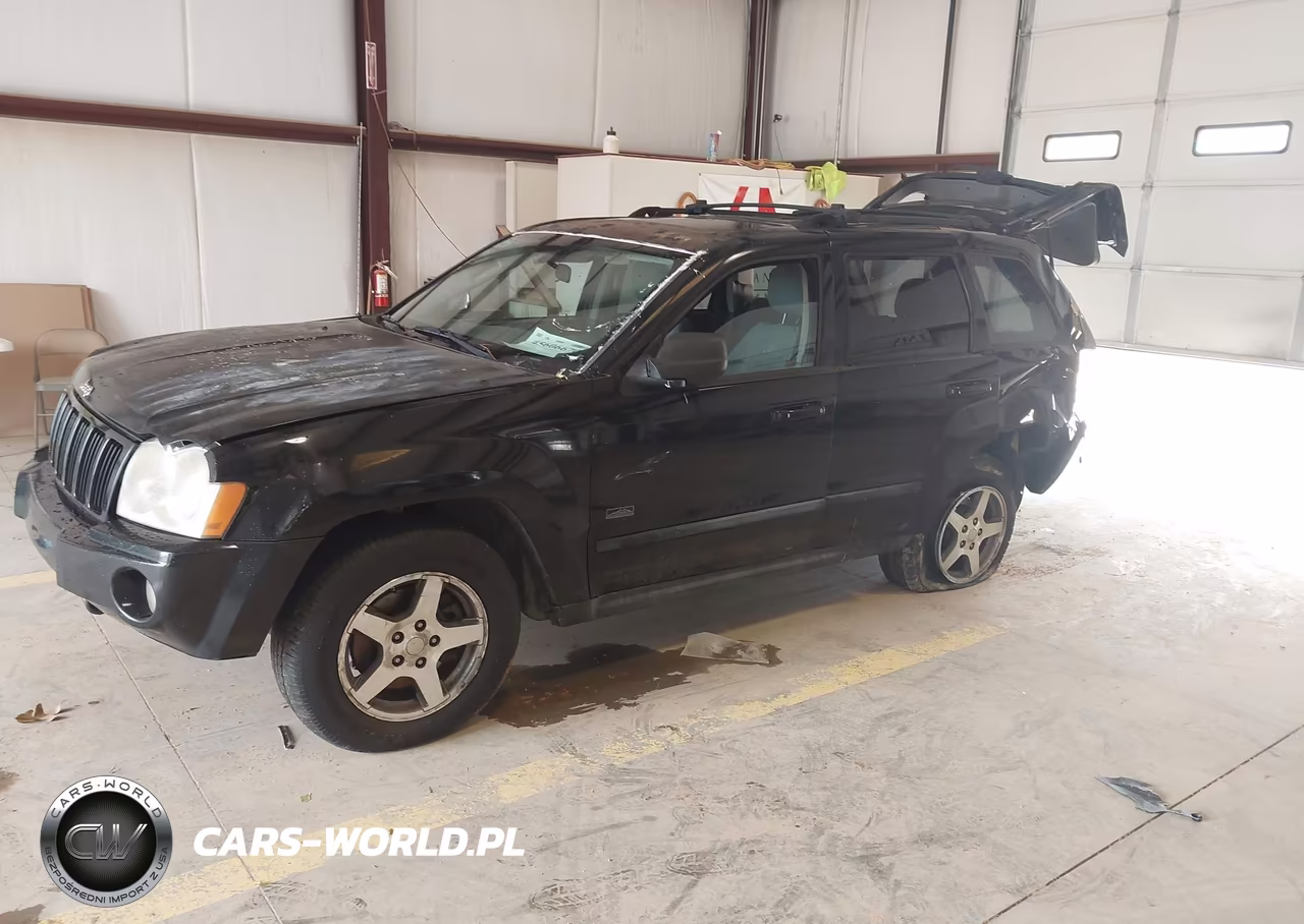 2007 Jeep Grand Cherokee Laredo VIN:1J8GR48K67C618801 - 2