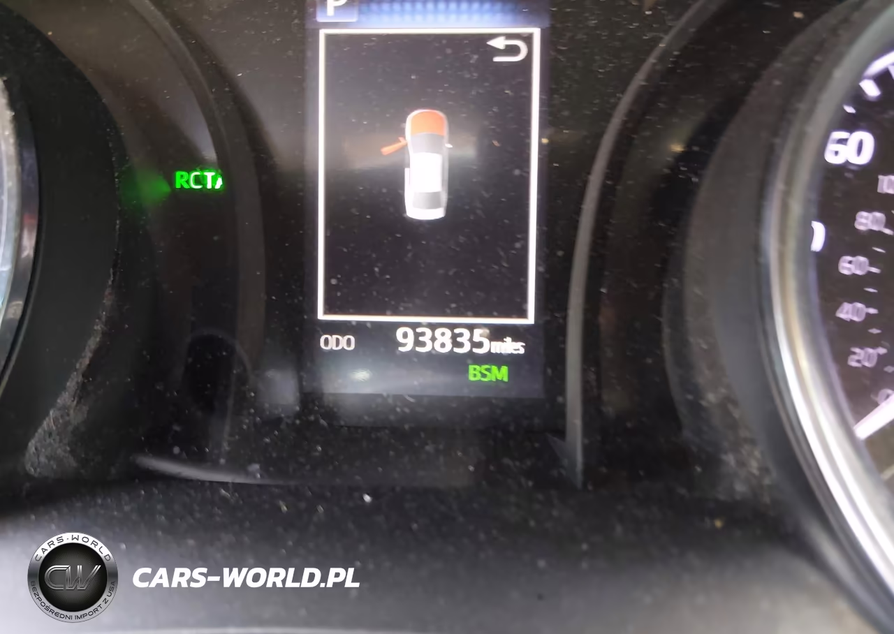 2018 Toyota Camry Le VIN:4T1B11HK9JU115915 - 16