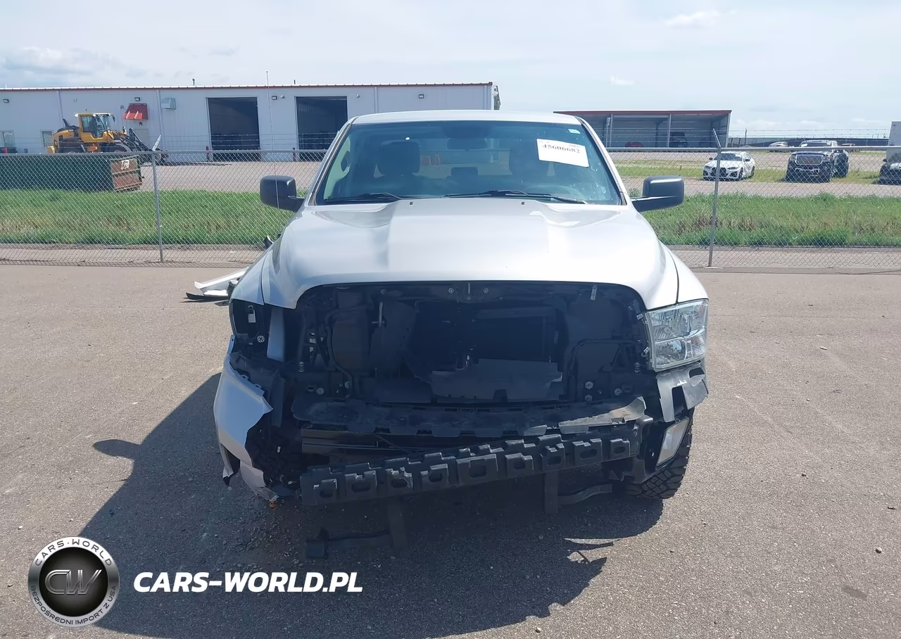 2017 Ram 1500 Express 4X4 6'4 Box VIN:1C6RR7FGXHS702666 - 13