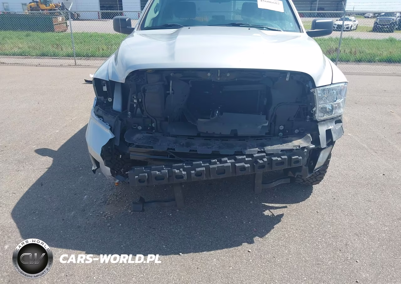 2017 Ram 1500 Express 4X4 6'4 Box VIN:1C6RR7FGXHS702666 - 6