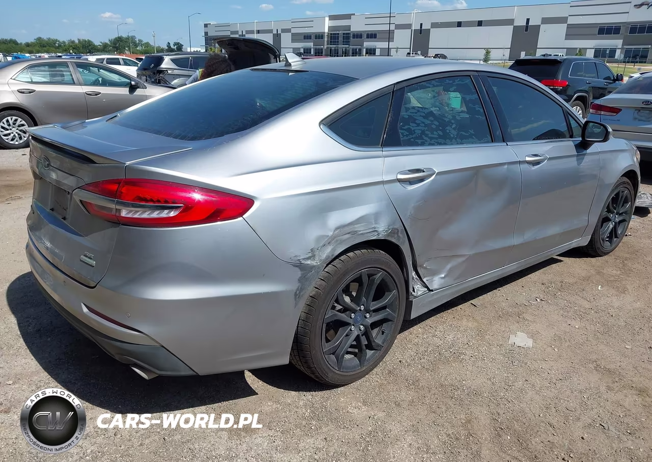 2020 Ford Fusion Se VIN:3FA6P0HD3LR156525 - 4