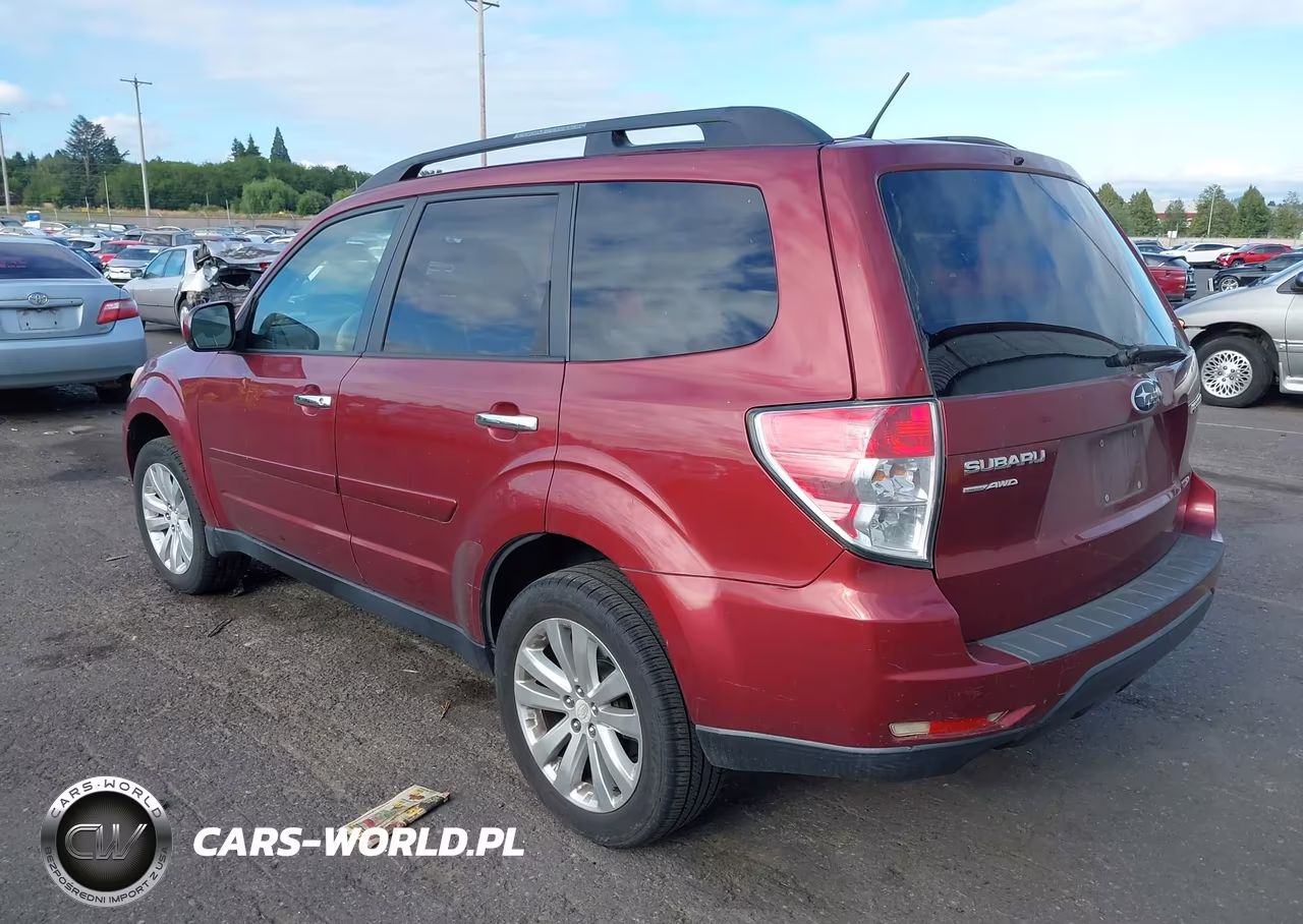 2012 Subaru Forester 2.5X Premium VIN:JF2SHBDCXCH419966 - 3