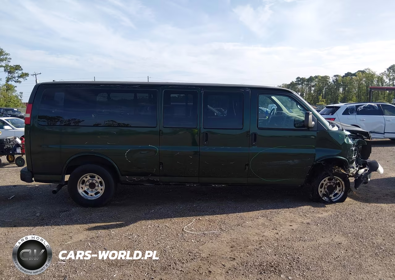 2010 Chevrolet Express 3500 Ls VIN:1GA2GZDG8A1171311 - 13