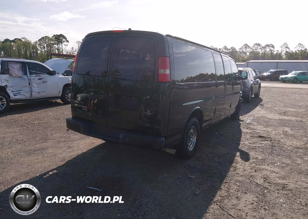 2010 Chevrolet Express 3500 Ls VIN:1GA2GZDG8A1171311 - 4