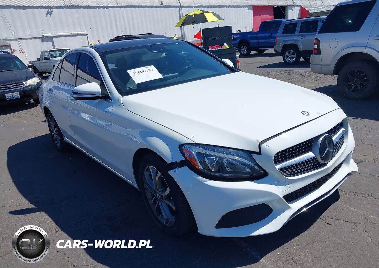 2016 Mercedes-Benz C 300 4Matic – zdjęcie 1 z 17