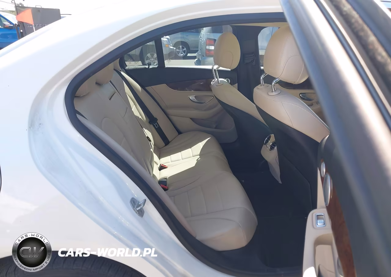 2016 Mercedes-Benz C 300 4Matic VIN:55SWF4KB2GU125588 - 8